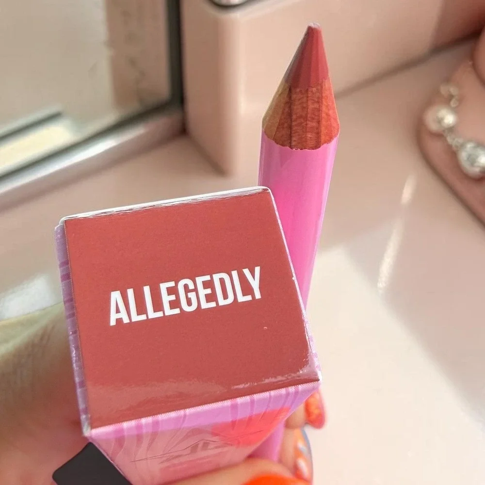 Jeffree Star Cosmetics - Velour Lip Liner - Shade: Allegedly  - *NIB*